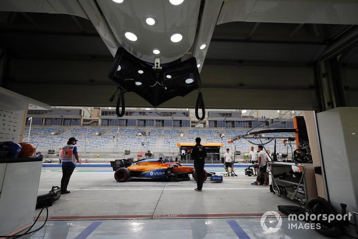 Carlos Sainz Jr., McLaren MCL35