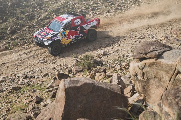 #200 Toyota Gazoo Racing Toyota: Nasser Al-Attiyah, Mathieu Baumel