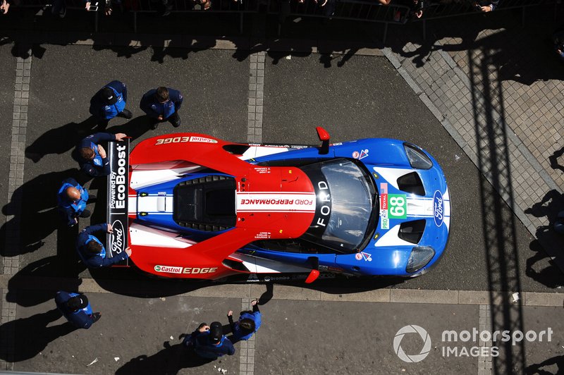 #68 Ford Chip Ganassi Racing Ford GT