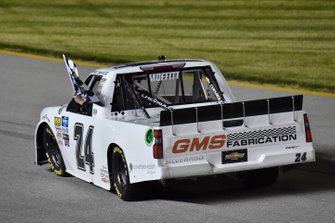 Race Winner Brett Moffitt, GMS Racing, Chevrolet