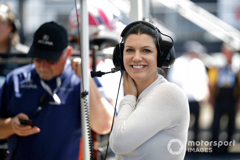 #57 Heinricher Racing w/Meyer Shank Racing Acura NSX GT3, GTD: Katherine Legge