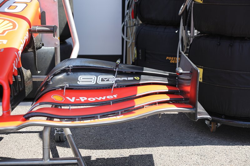 Ferrari SF90 front wing detail