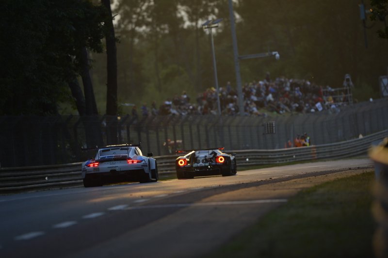 #94 Porsche GT Team Porsche 911 RSR: Sven Müller, Mathieu Jaminet, Dennis Olsen