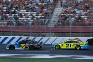  Matt DiBenedetto, Leavine Family Racing, Toyota Camry Anest Iwata  Paul Menard, Wood Brothers Racing, Ford Mustang Menards / Knauf