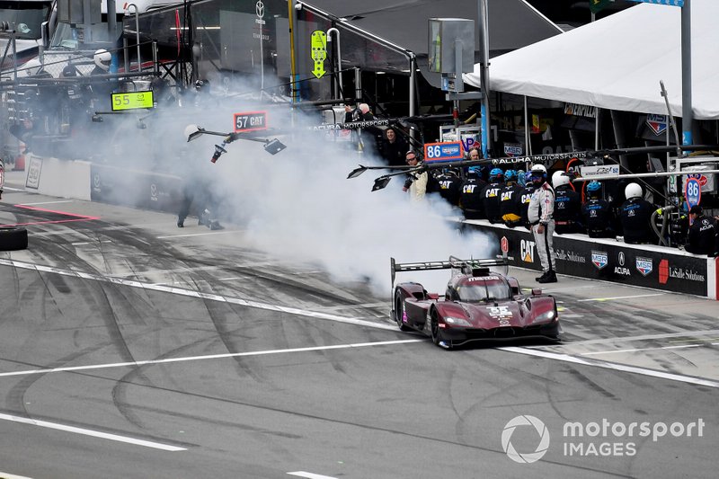 Джонатан Бомарито, Харри Тинкнелл, Оливье Пла, Mazda Team Joest, Mazda DPi (№55)