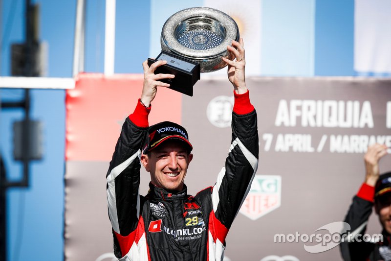Podio: tercero Néstor Girolami, ALL-INKL.COM Münnich Motorsport Honda Civic Type R TCR
