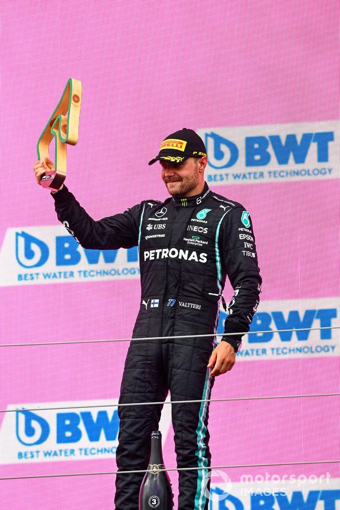 Podio: tercer lugar Valtteri Bottas, Mercedes