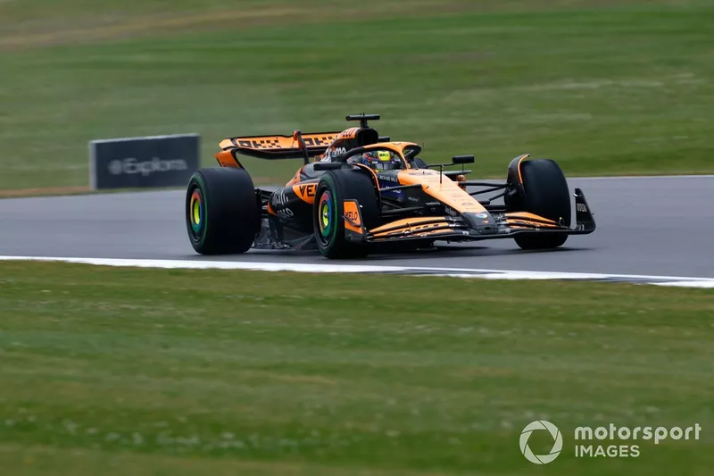 Oscar Piastri, McLaren MCL38
