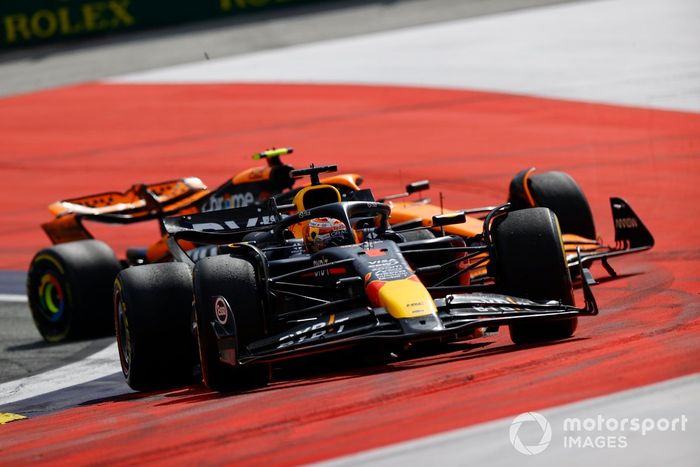 Max Verstappen, Red Bull Racing RB20, Lando Norris, McLaren MCL38