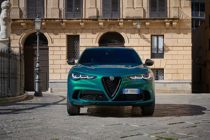 Alfa Romeo Stelvio Q 100° Anniversario