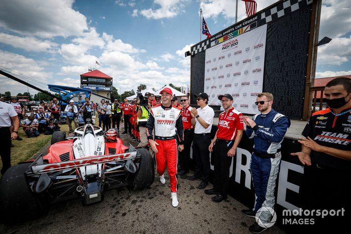 Ganador Scott McLaughlin, Team Penske Chevrolet, podio