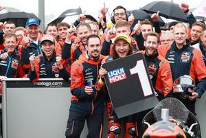 Race winner Can Oncu, Red Bull KTM Ajo 