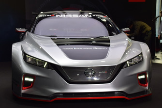 Nissan LEAF NISMO RC