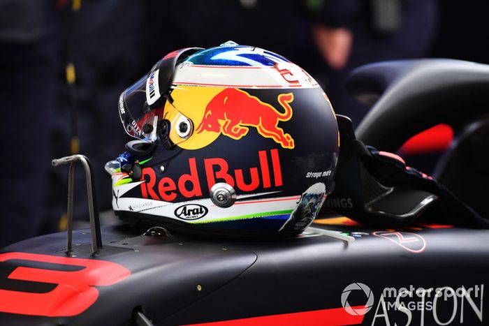 Casco de Daniel Ricciardo, Red Bull Racing