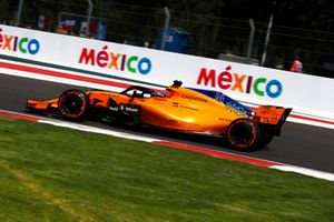 Fernando Alonso, McLaren MCL33 with aero paint 