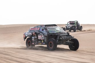 #347 Maxxis Dakar Team: Tim Coronel, Tom Coronel