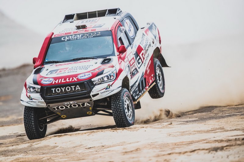 #301 Toyota Gazoo Racing Toyota Hilux: Nasser Al-Attiyah, Matthieu Baumel