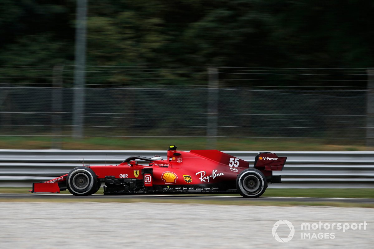 Carlos Sainz Jr., Ferrari SF21