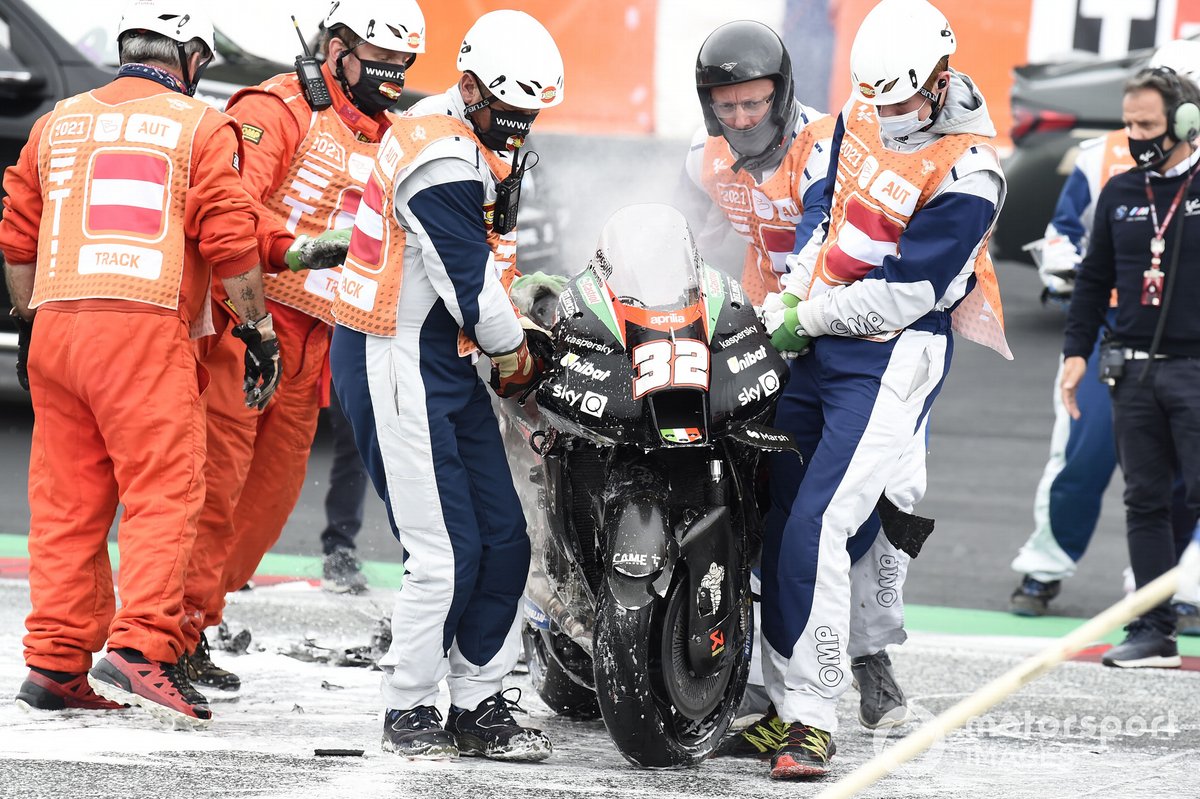Moto de Lorenzo Savadori, Aprilia Racing Team Gresini tras el incendio