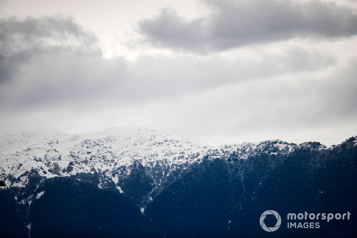 Montañas nevadas de Sochi