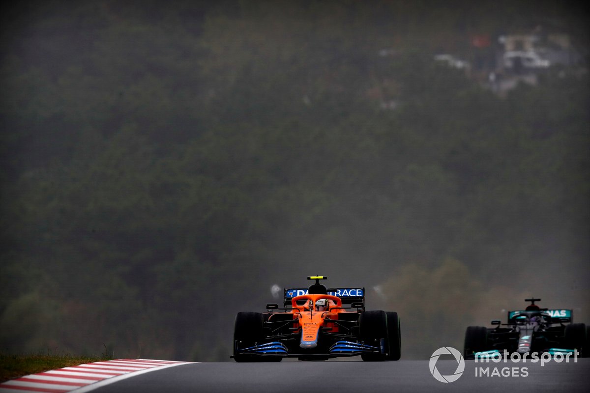 Lando Norris, McLaren MCL35M, Lewis Hamilton, Mercedes W12