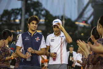 Lance Stroll, Williams Racing et Esteban Ocon, Racing Point Force India F1 Team lors de la parade des pilotes