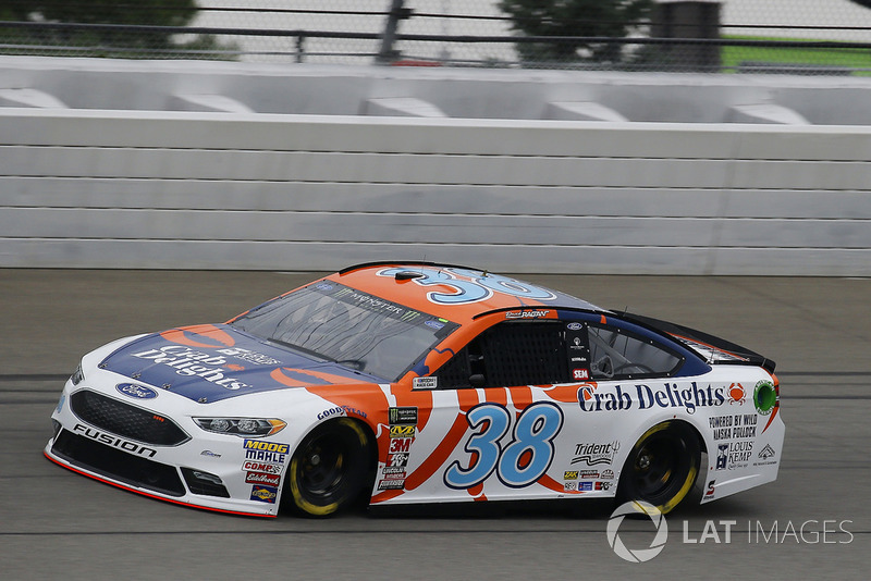 24. David Ragan, Front Row Motorsports, Ford Fusion Louis Kemp Crab Delights