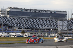 #02 Chip Ganassi Racing Riley DP Ford: Scott Dixon, Tony Kanaan, Jamie McMurray, Kyle Larson
