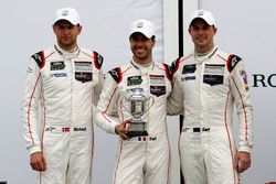 Les troisièmes en GTLM : #912 Porsche Team North America Porsche 911 RSR : Michael Christensen, Earl Bamber, Frédéric Makowiecki