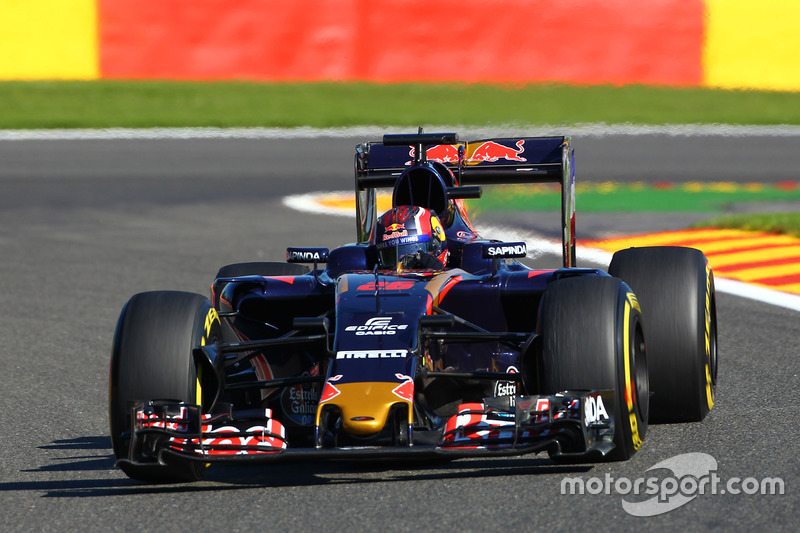 Daniil Kvyat, Scuderia Toro Rosso STR11