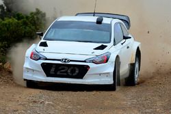 Essais de la Hyundai i20 WRC 2017