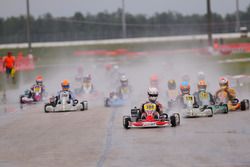 Oliver Askew leads the Rotax Senior PreFinal start