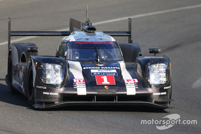 #1 Porsche Team Porsche 919 Hybrid: Timo Bernhard, Mark Webber, Brendon Hartley