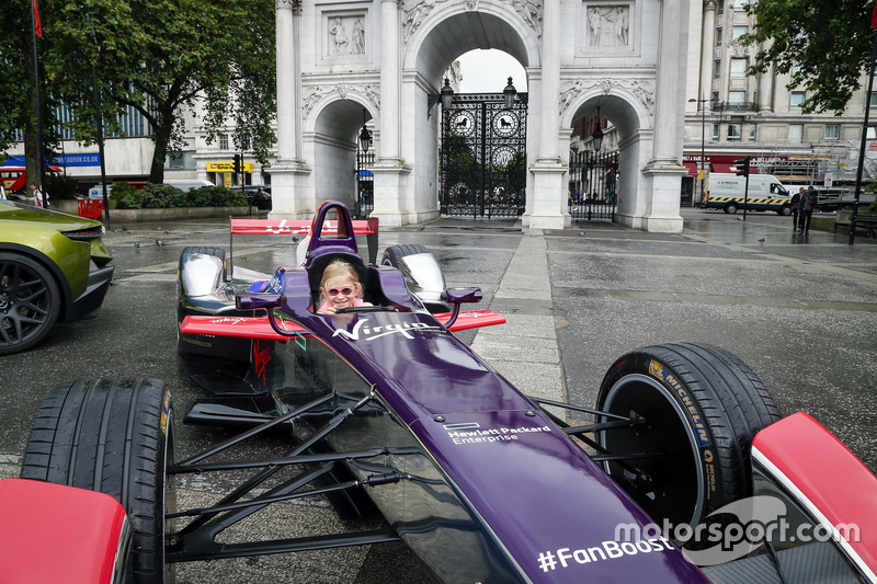 Jean-Eric Vergne y Sam Bird, DS Virgin Racing
