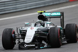 Nico Rosberg, Mercedes AMG F1 limps around the track