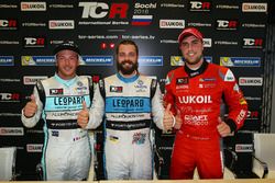 Press Conference: Polesitter Stefano Comini, Leopard Racing, Volkswagen Golf GTI TCR; second Jean-Karl Vernay, Leopard Racing, Volkswagen Golf GTI TCR; third Pepe Oriola, Team Craft-Bamboo, SEAT León TCR