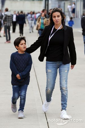 Rafaela Bassi, con il figlio Felipinho Massa
