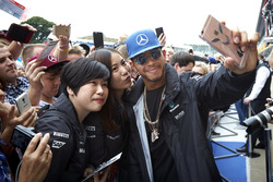 Lewis Hamilton, Mercedes AMG F1 with fans