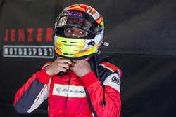 Arjun Maini, Jenzer Motorsport