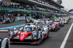 Les LMP1 en ligne avant les qualifications