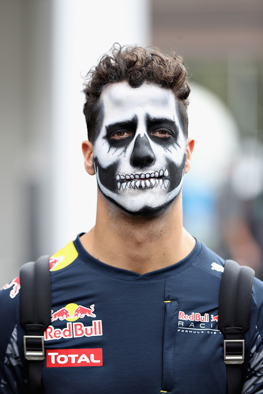 Даніель Ріккардо, Red Bull Racing, із загримованим обличчям