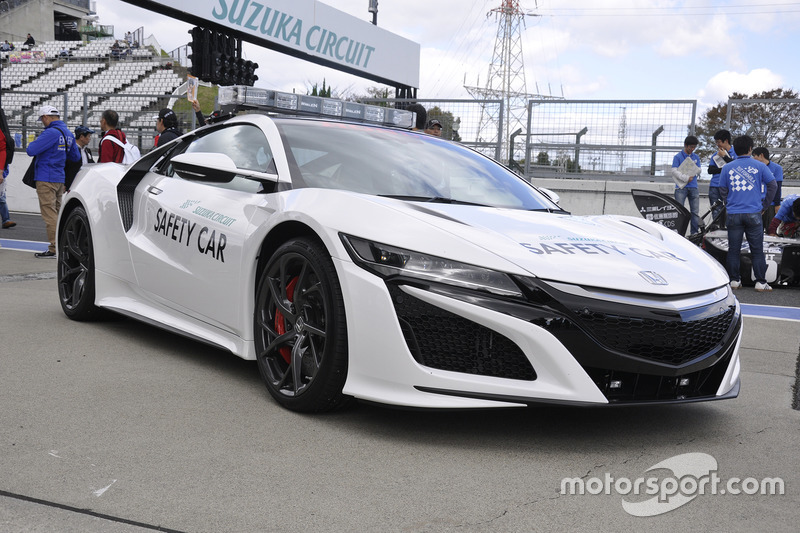 新型NSXセーフティカー(New NSX SafetyCar)