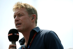 Simon Lazenby, Sky Sports F1 TV Presenter