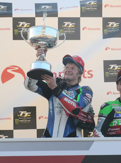Race winner Ivan Lintin, Kawasaki