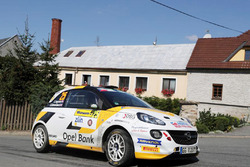 Chris Ingram, Opel