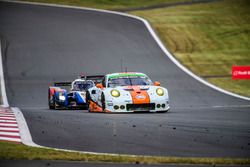 #86 Gulf Racing Porsche 911 RSR: Michael Wainwright, Adam Carroll, Ben Barker