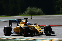 Kevin Magnussen, Renault Sport F1 Team RS16