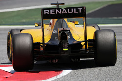 Kevin Magnussen, Renault Sport F1 Team RS16