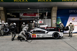 #2 Porsche Team Porsche 919 Hybrid: Romain Dumas, Neel Jani, Marc Lieb