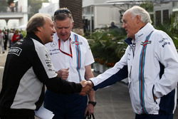 Robert Fernley, Vice-Team Principal Sahara Force India F1 Team avec Mike O'Driscoll, CEO Williams Group et Edward Charlton, Directeur non-exécutif Williams